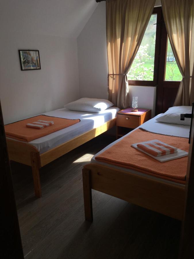 Domacinstvo Ubovic Villa Sipovo Luaran gambar
